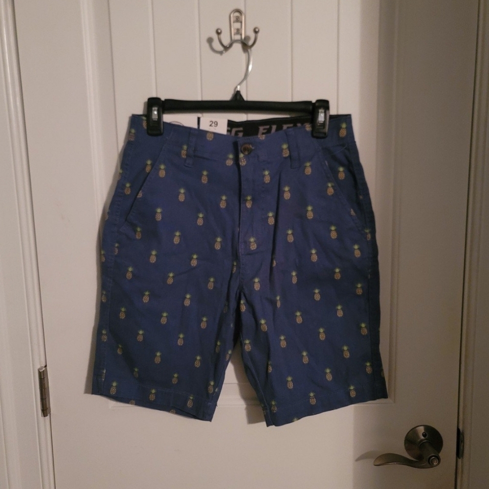 NWT Plugg Stretch Flat Front Shorts Chamb Pineapple Mens W29